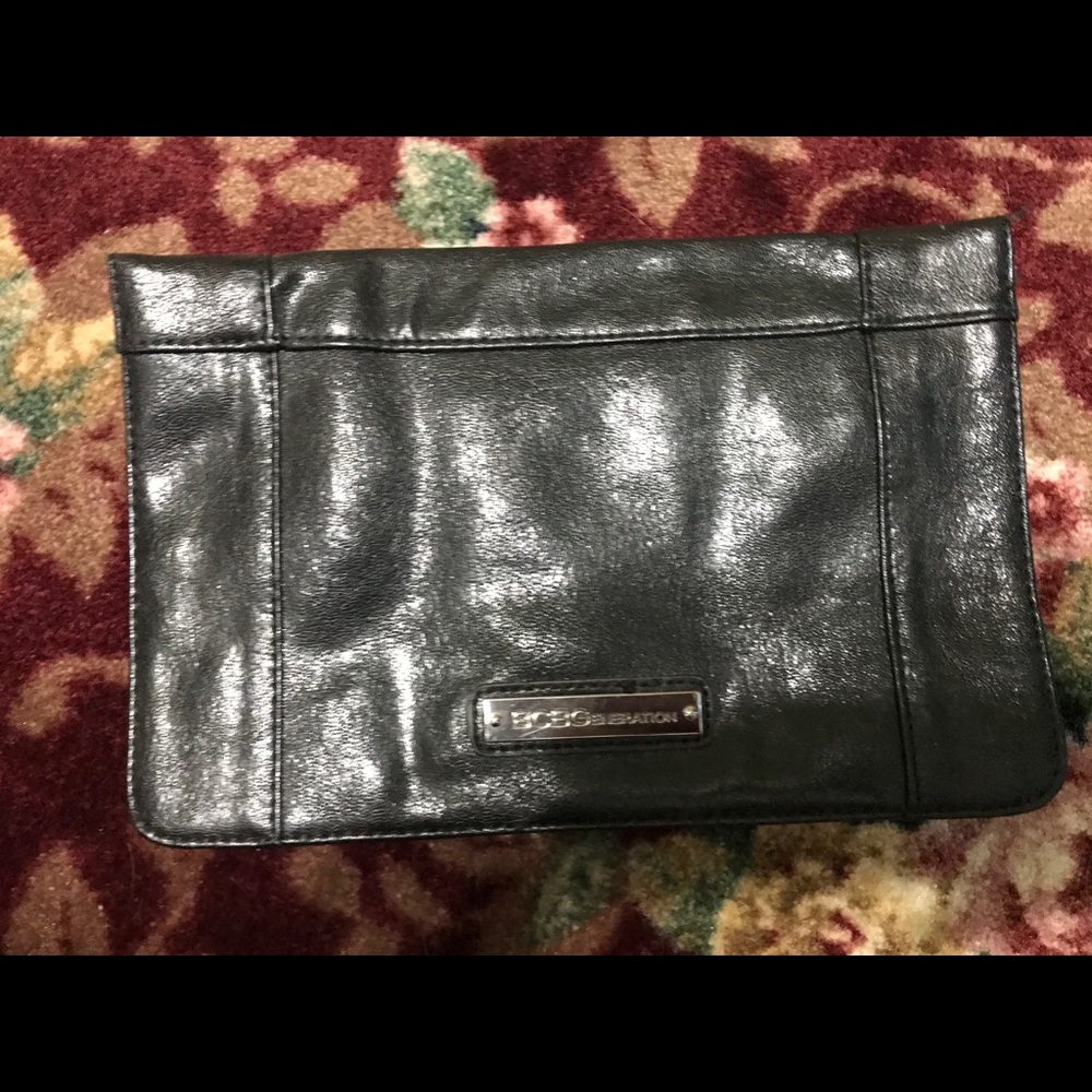 BCBG clutch